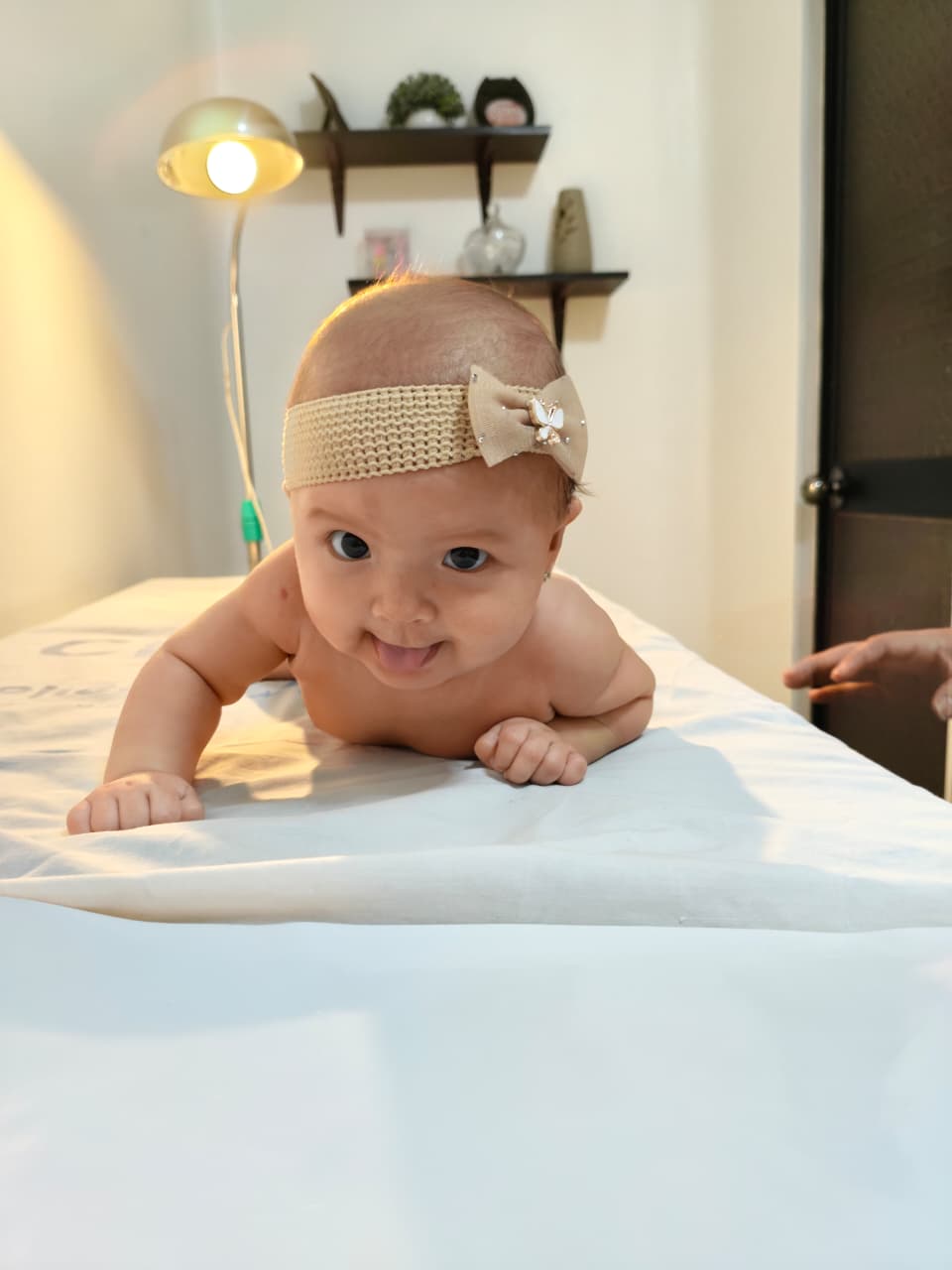 Nuestra niña sonriendo durante sus primeros meses
